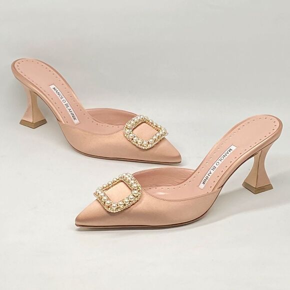 Manolo Blahnik Fabetamu 70 Embellished Satin Mules size 37 - Picture 1 of 16
